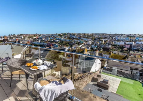 The balcony & alfresco dining area at Sulima, Brixham