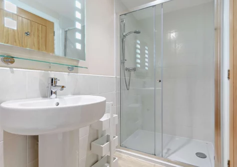 Bedroom #3 en-suite at Summer Lane, Saint Martin by Looe