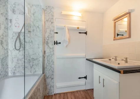 The bathroom at Summermoor, Cobbaton