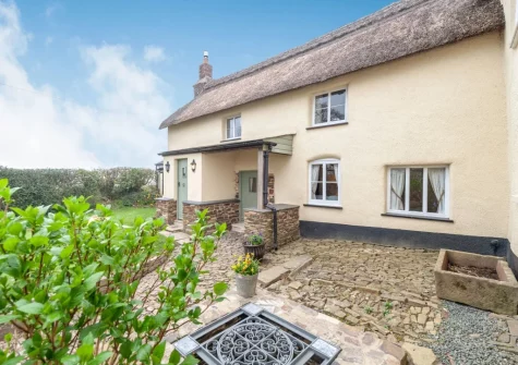 Summermoor is a beautiful quaint 17th-century cottage seeped in history, with a pretty garden to relax and enjoy