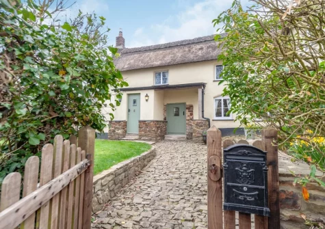 Summermoor is a beautiful quaint 17th-century cottage seeped in history, with a pretty garden to relax and enjoy