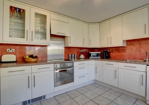 The kitchen at Sundowner, Croyde
