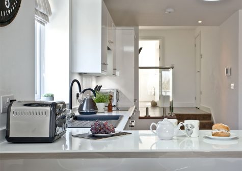 The kitchen at Sunnymead Penthouse, Exmouth