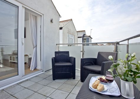 The balcony at Sunnymead Penthouse, Exmouth