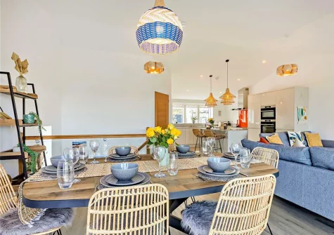 The dining area at Sunset Bay, Appledore