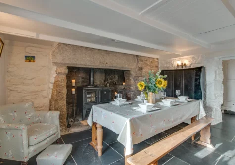The dining room at Sunset Farmhouse, Carnyorth