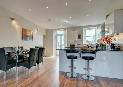 The kitchen & dining area at Sunset View, Ilfracombe
