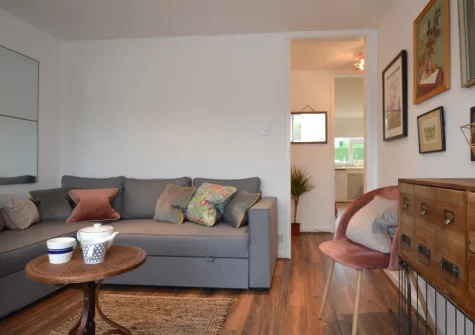 The living room at Surf's Up, Widemouth Bay