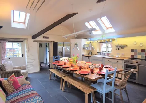 The kitchen & dining area at Swallows Rest, Laneast