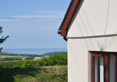 Enjoy stunning views when you stay at Swallows Retreat, Edistone