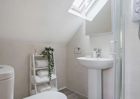 The bathroom at Swanston Lodge, Paignton
