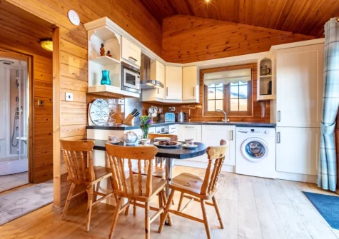 The kitchen & dining area at Swift Lodge 17, Clovelly Lakes, Higher Clovelly