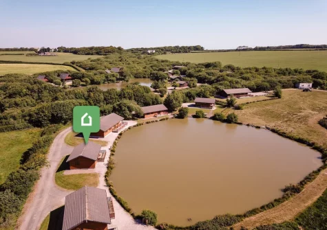 Swift Lodge 17 is set in a peaceful and idyllic location within a 320 acre farm with woodland & forestry walks