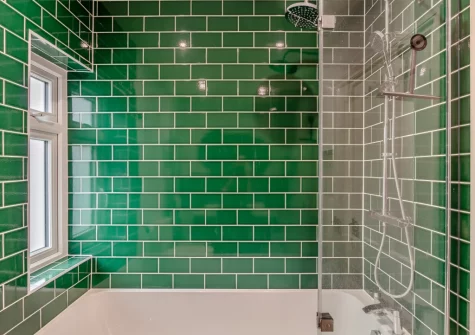 The bathroom at Syringa, Beer