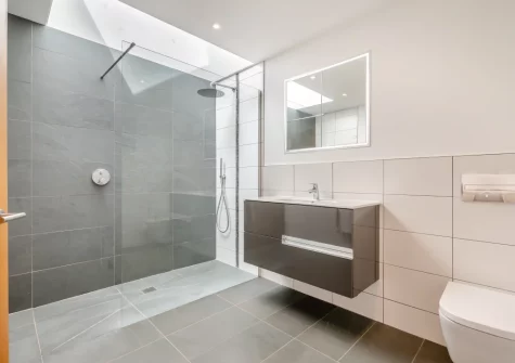 Bedroom #3 en-suite shower room at Tamar, St Merryn