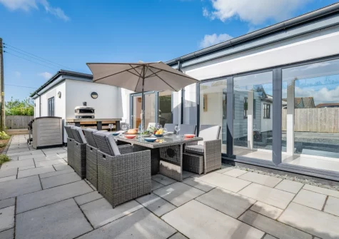 The patio, barbecue & alfresco dining area at Tamar, St Merryn
