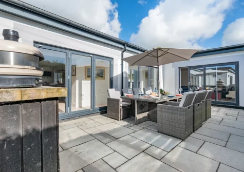 The patio, barbecue & alfresco dining area at Tamar, St Merryn
