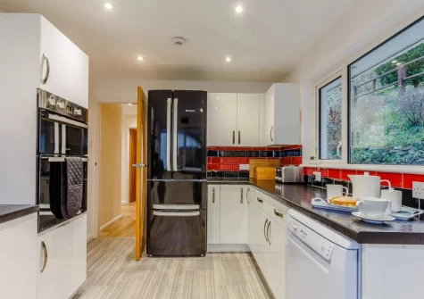 The kitchen at Tamarisk, Downderry