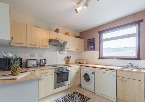 The kitchen at Tamarisk, Polzeath