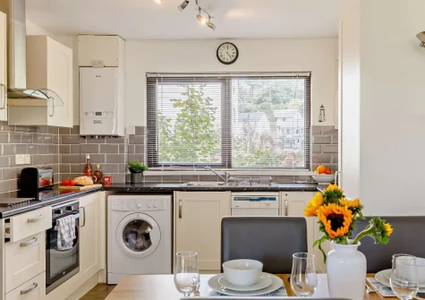The kitchen & dining area at Tarka Sands, Instow