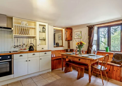 The kitchen & dining area at Tawnawood, Fletchersbridge
