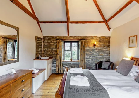 Bedroom #1 at Tawnawood, Fletchersbridge