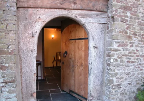 The entrance to The 1450 Barn, Iddesleigh