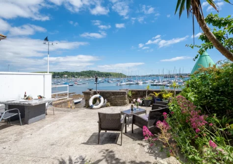 The courtyard, alfresco dining & outdoor sitting area at The Anchorage, Falmouth