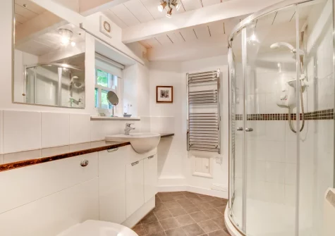 The shower room at The Aviaries, St Teath