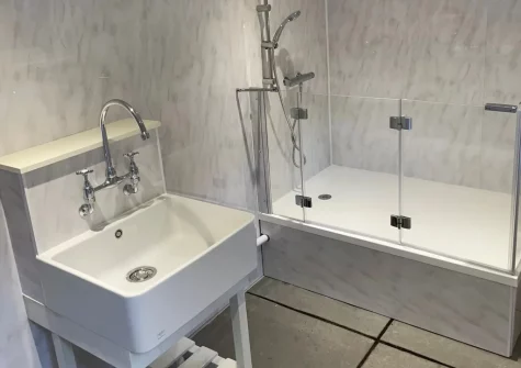 The 'mucky pups' shower room for your four-legged friends at The Barton, Martinhoe