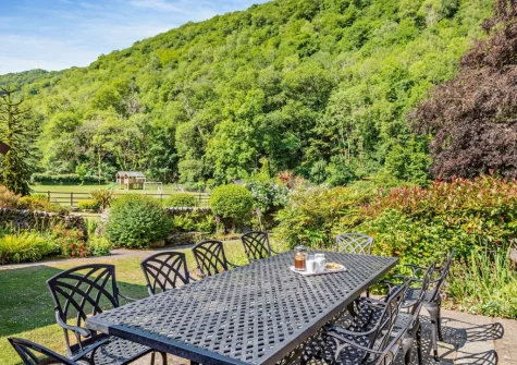 The patio & alfresco dining area at The Barton, Martinhoe