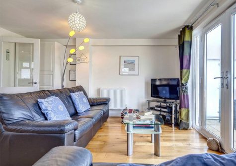 The living area at The Bay, Bigbury-on-Sea