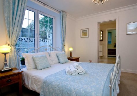 The bedroom at The Beacon at Harbour Lights, Brixham