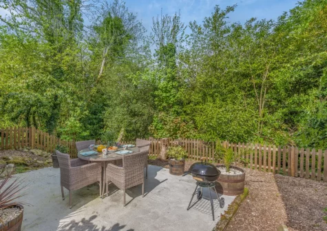 The patio, barbecue & alfresco dining area at The Bearoak Shippon, Michaelstow