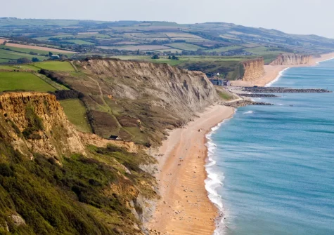 Situated directly on the South West Coast Path, the area offers scenic coastal walks