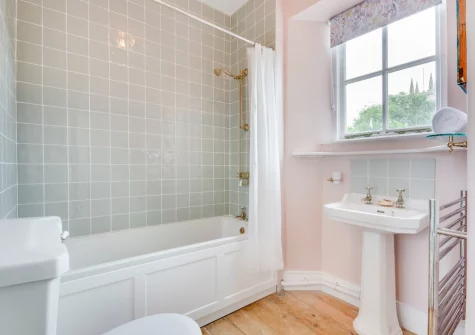 Bedroom #1 en-suite bathroom at The Blue House, Penzance