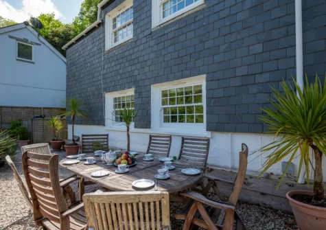 The terrace & alfresco dining area at The Boathouse, Little Petherick
