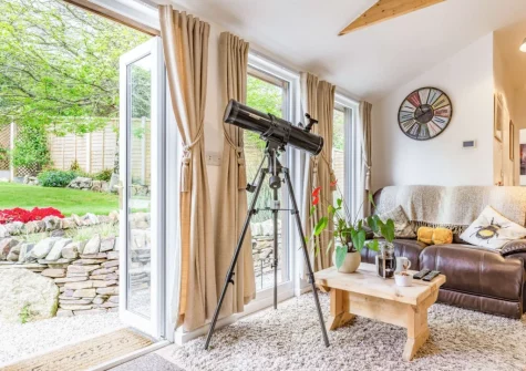 The living area at The Cabin Retreat, Luxulyan
