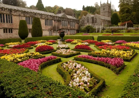Staying at The Churns you can walk to the National Trust's Lanhydrock House and gardens