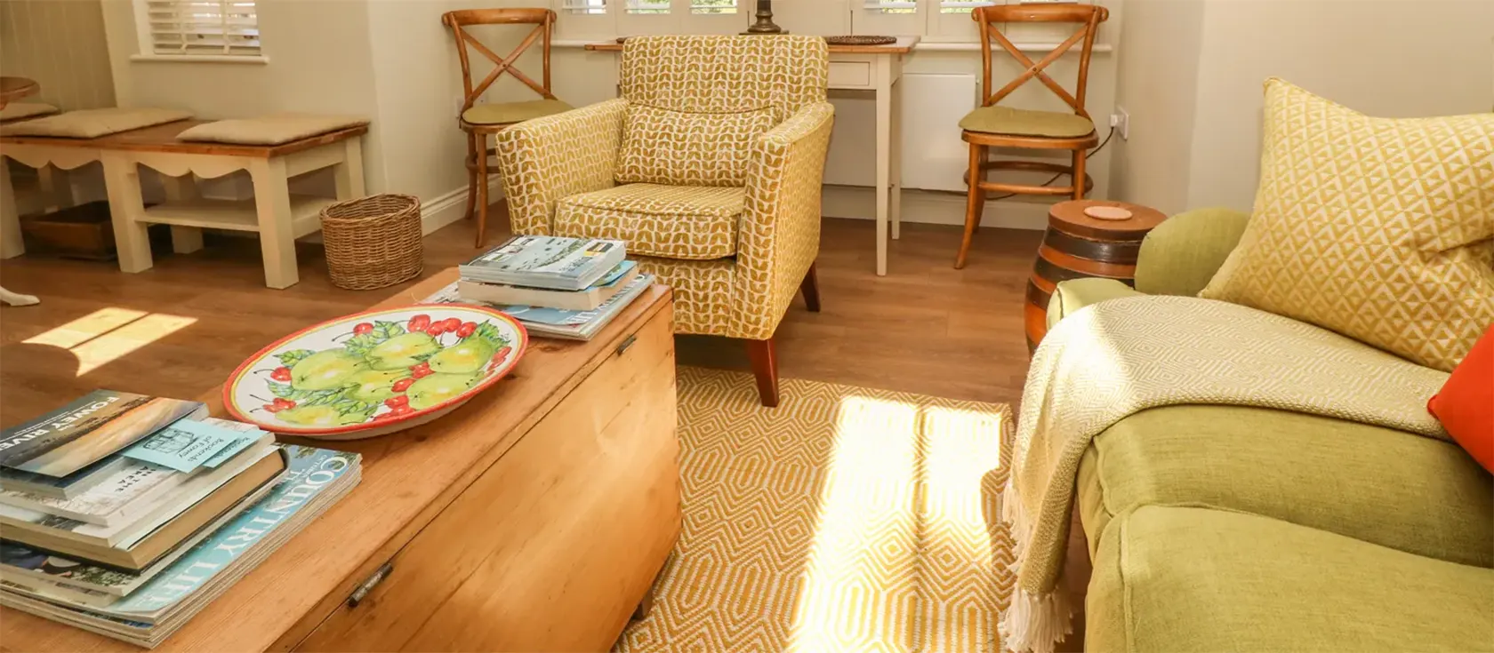 The Coach House at Pendower House, Pont is a charming country cottage with a lovely private garden and access to eight acres of surrounding land. This pet-friendly cottage sleeps two in one pretty bedroom with a king-size bed and an ensuite.
