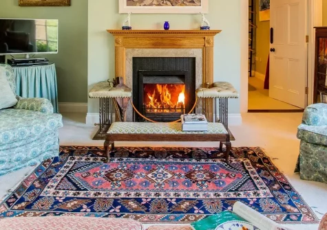 The Coach House, Ladock is a spacious four-bedroom countryside retreat with private enclosed gardens and cosy open fireplace. Perfectly positioned between Cornwall's coasts for exploring beautiful beaches and historic attractions.