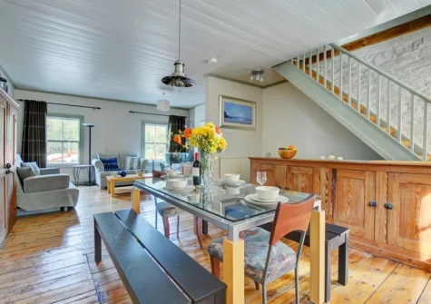 The living & dining area at The Counting House, Fowey