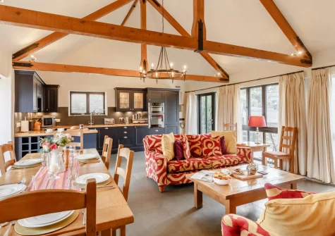 The kitchen & dining area at The Dreyhouse, St Issey