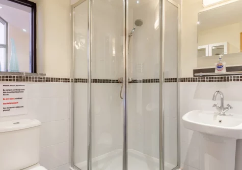 Bedroom #1 en-suite shower room at The Dreyhouse, St Issey