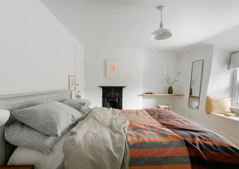 Bedroom #2 at The Farmhouse, Venn Farm, Pancrasweek