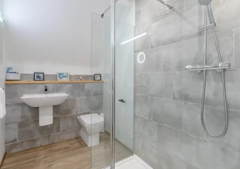 The shower room at The Gables, Appledore