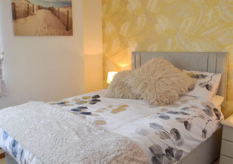 Bedroom #1 at The Garden Room, Cobblestones, Marldon