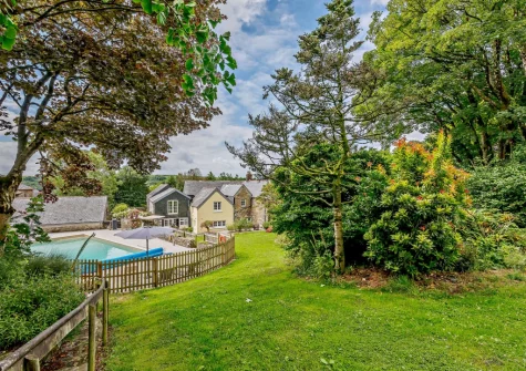 The beautifully manicured garden at The Gatherings, Liskeard