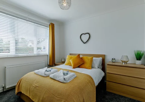 Bedroom #1 at The Gimbals, Galmpton