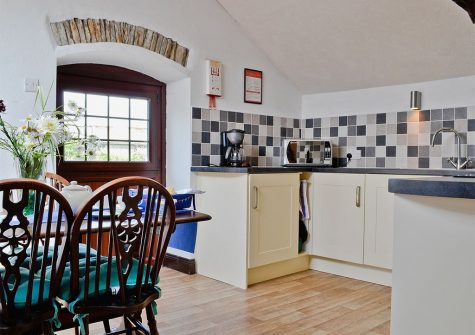 The kitchen & dining area at The Granary, Egloskerry